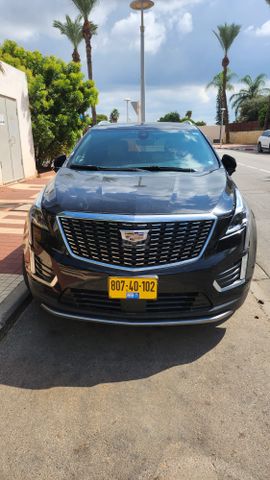 קאדילק XT5