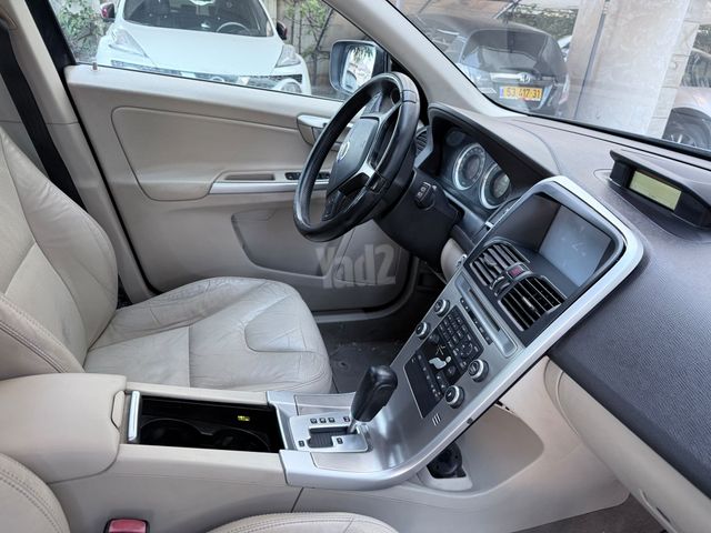 וולוו XC60