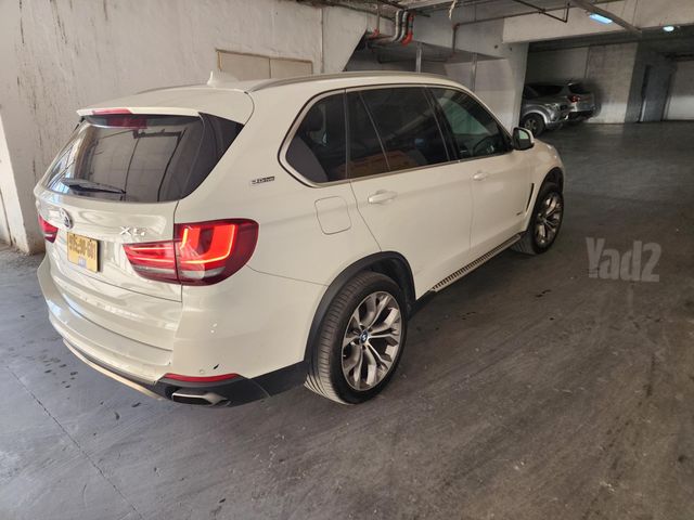 ב מ וו X5
