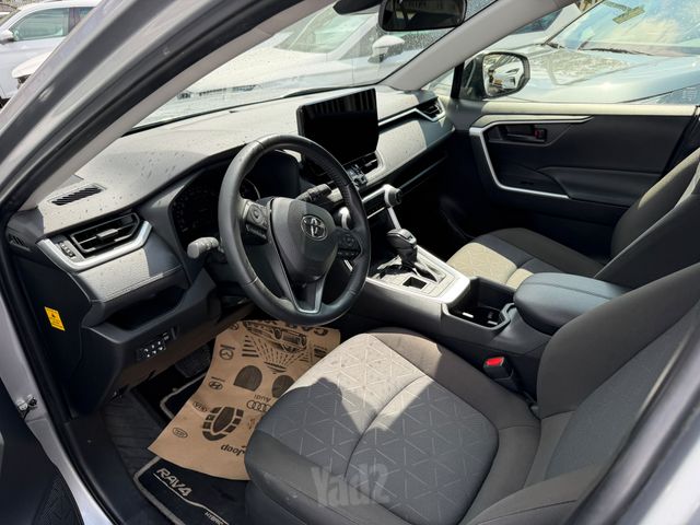 טויוטה RAV4