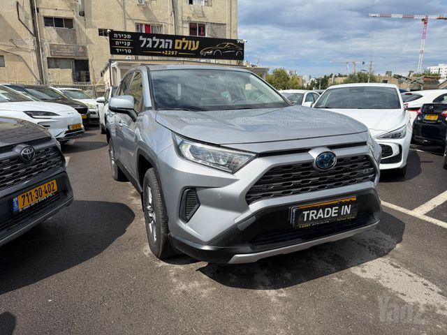 מודעת רכב טויוטה RAV4 1