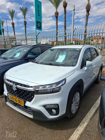 סוזוקי S-Cross