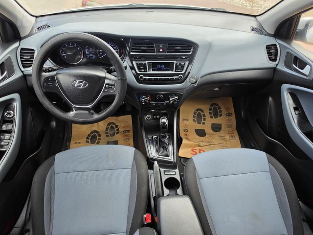 יונדאי i20