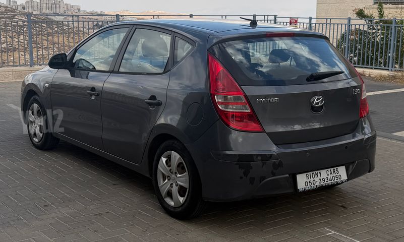 יונדאי i30