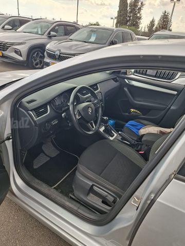 סקודה אוקטביה