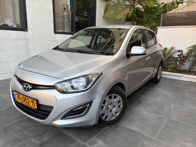 מודעת רכב יונדאי i20