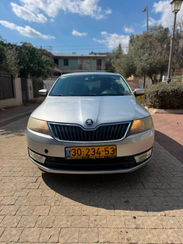 סקודה ראפיד
