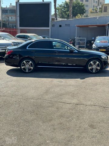 מרצדס-בנץ C-class