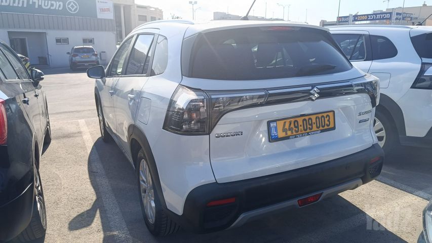 סוזוקי S-Cross