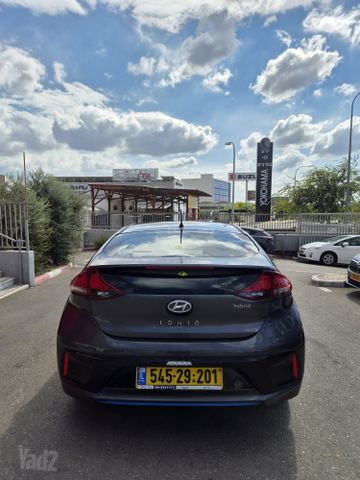 יונדאי איוניק