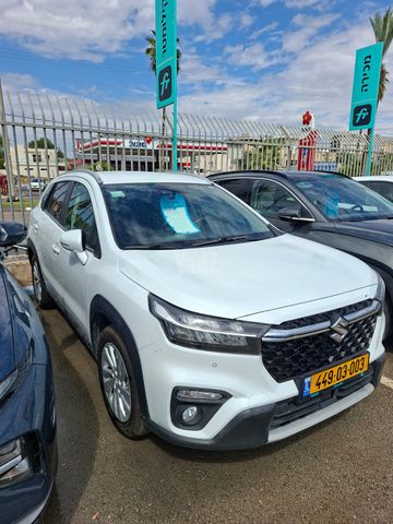 סוזוקי S-Cross