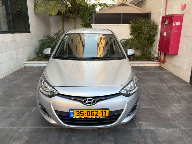 מודעת רכב יונדאי i20 1