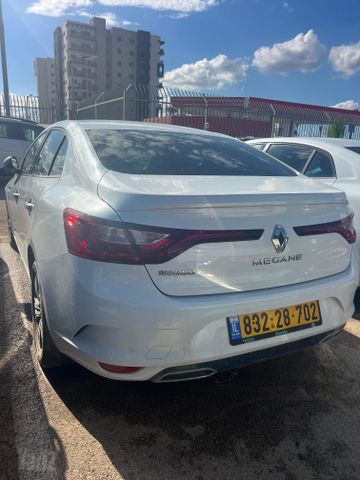 רנו מגאן