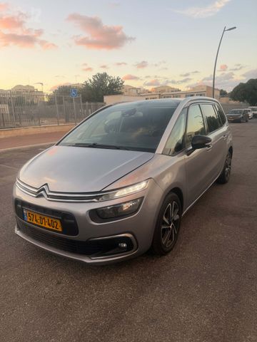 מודעת רכב סיטרואן C4 ספייסטורר