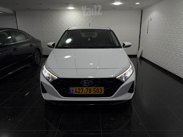 יונדאי i20