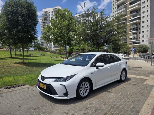מודעת רכב טויוטה קורולה