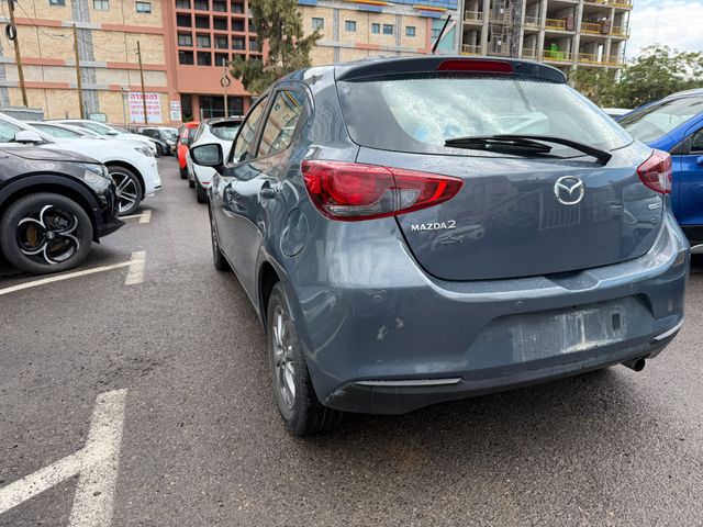 מודעת רכב מאזדה 2 1