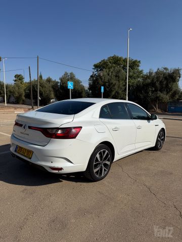 רנו מגאן