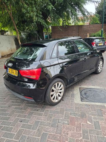אאודי A1