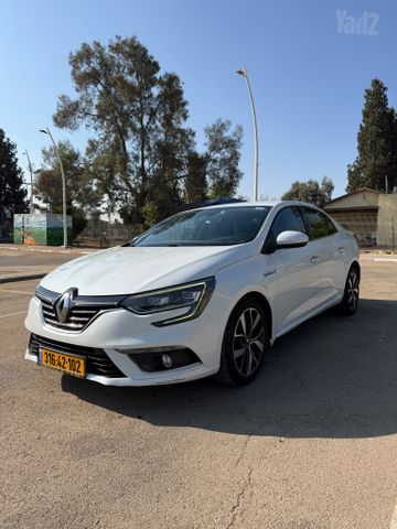 רנו מגאן
