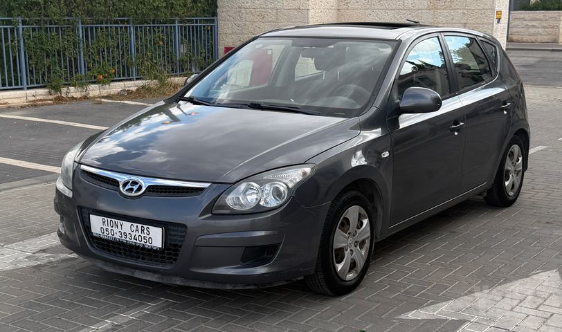 יונדאי i30