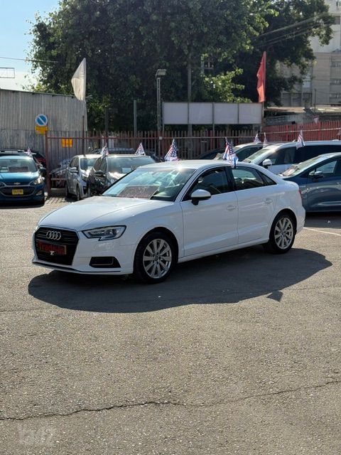 מודעת רכב אאודי A3