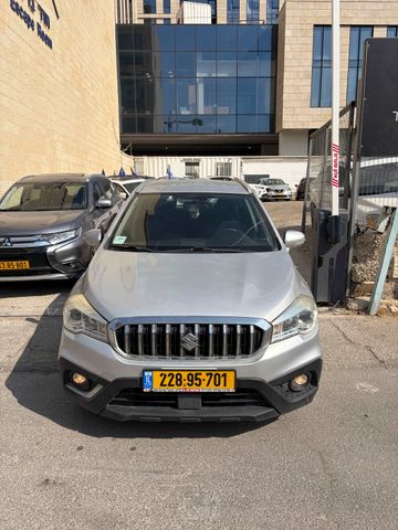 סוזוקי קרוסאובר