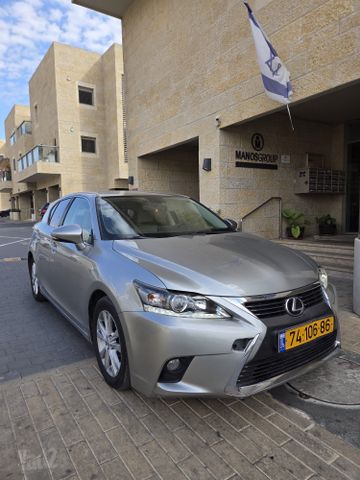 לקסוס CT