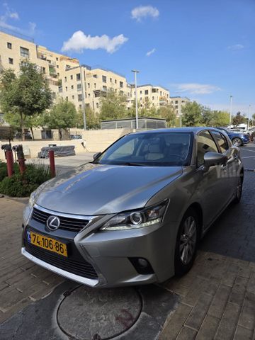 לקסוס CT