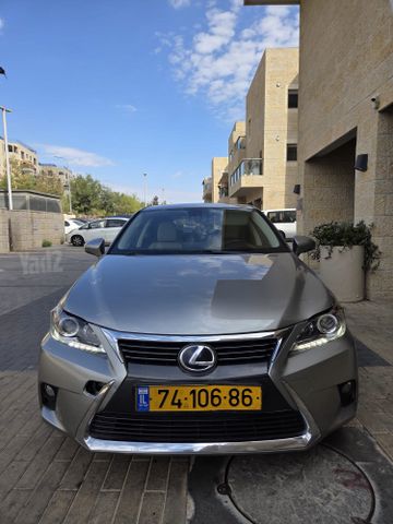לקסוס CT