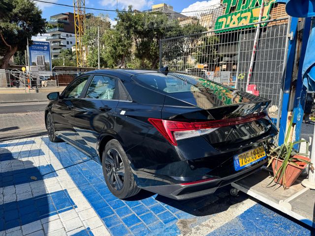 יונדאי אלנטרה