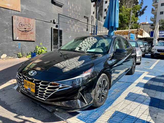 יונדאי אלנטרה