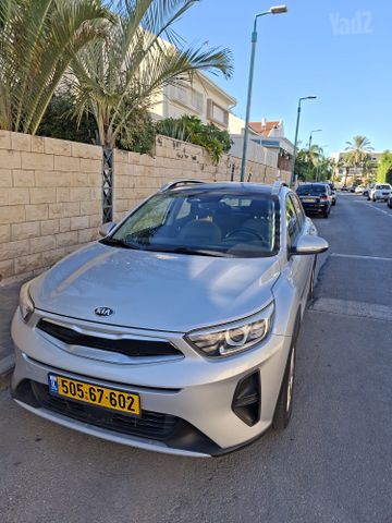מודעת רכב קיה סטוניק