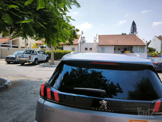 פיג'ו 5008