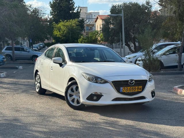 מאזדה 3