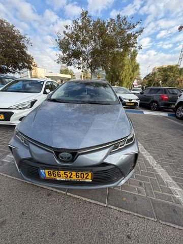 מודעת רכב טויוטה קורולה