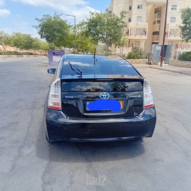 טויוטה פריוס