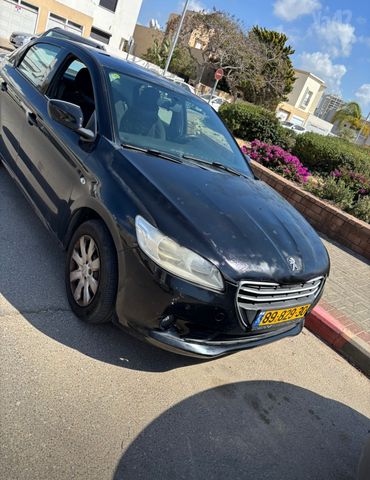 פיג'ו 301