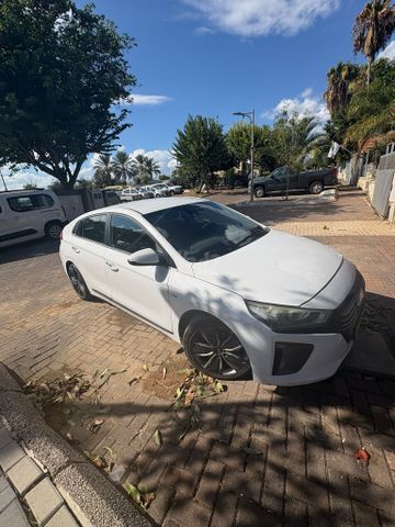 יונדאי איוניק