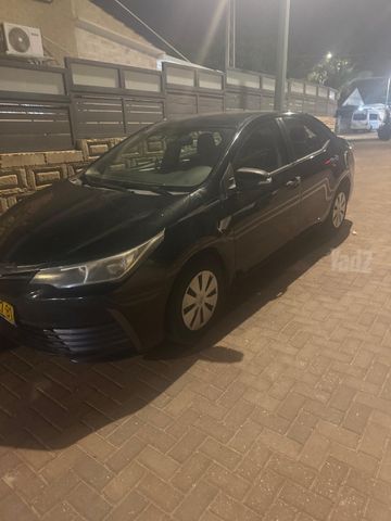 טויוטה קורולה