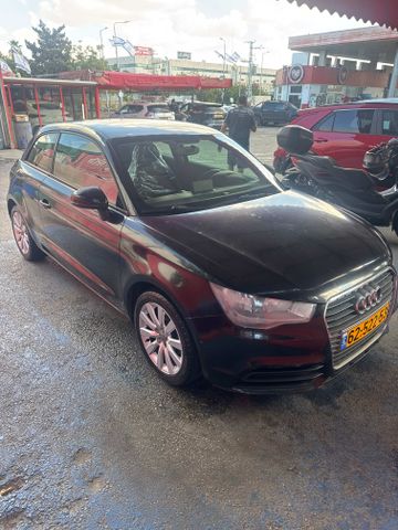 אאודי A1