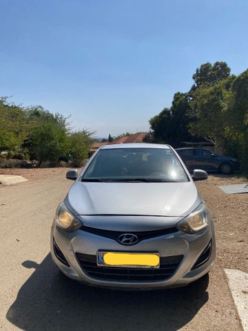 מודעת רכב יונדאי i20