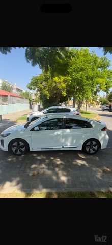יונדאי איוניק