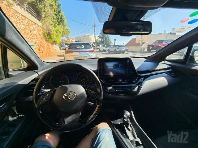 טויוטה C-HR