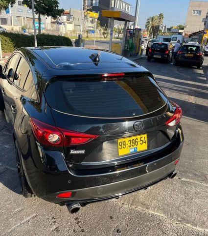 מאזדה 3
