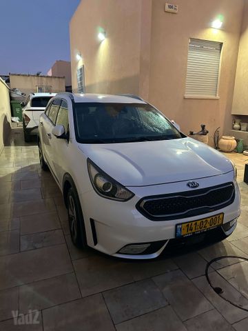 קיה נירו
