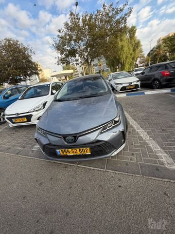 טויוטה קורולה