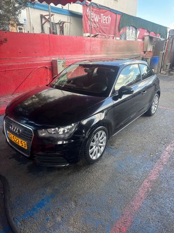 אאודי A1