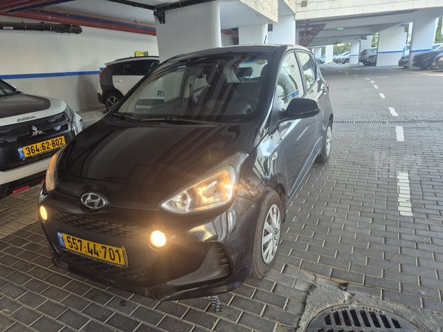 יונדאי i10