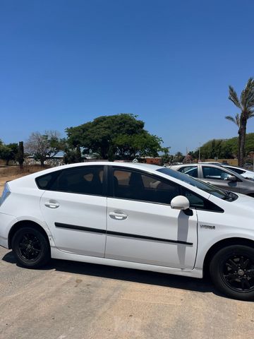 מודעת רכב טויוטה פריוס